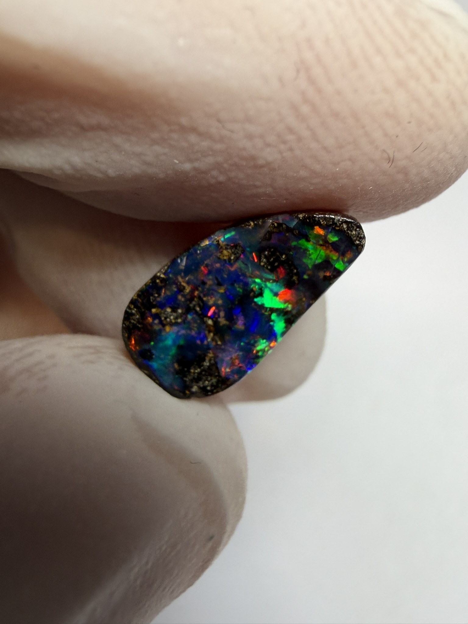 RÉSERVÉ - Opale boulder australienne de 2.75 ct (CBO-228) – Image 14