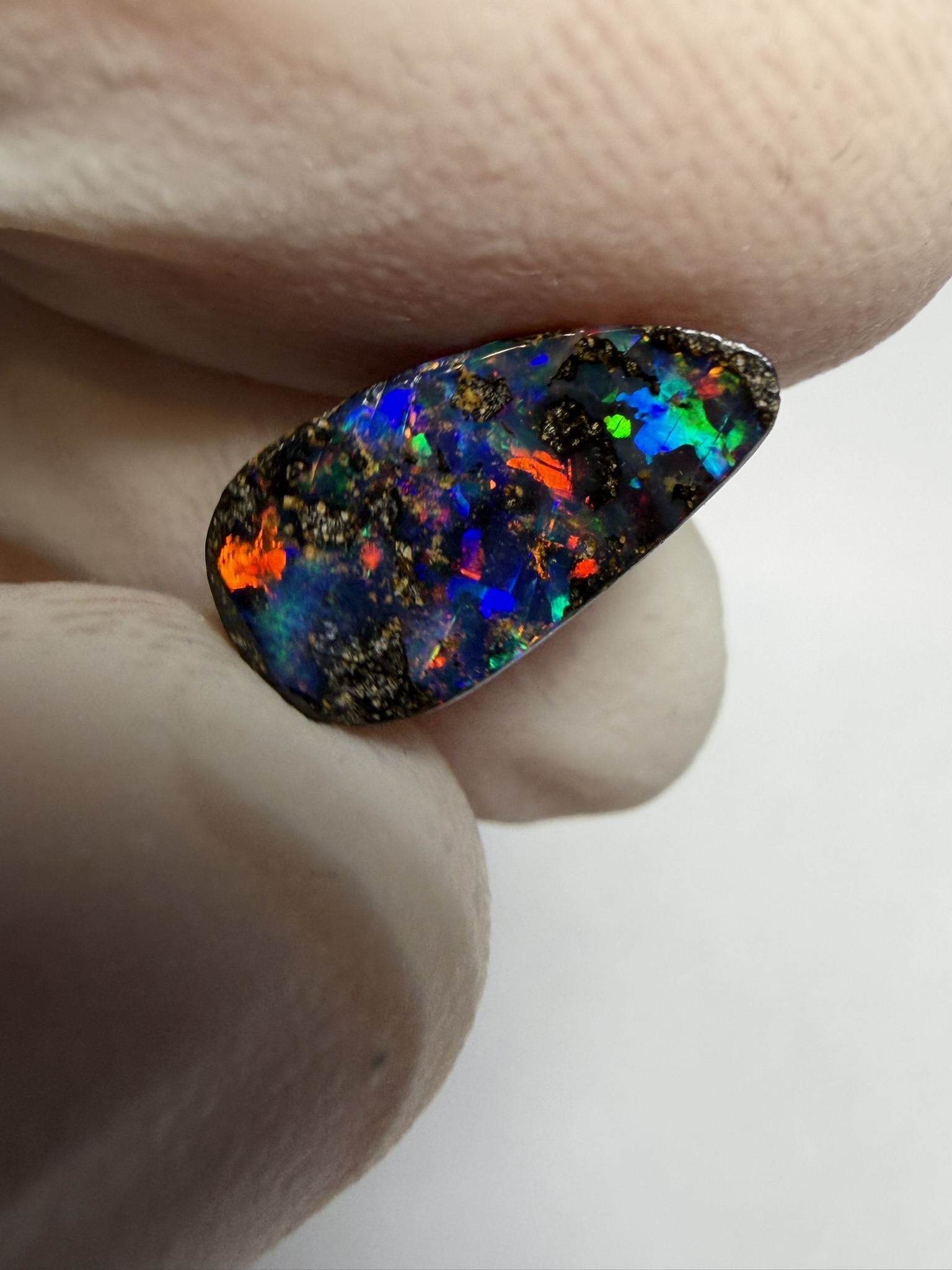 RÉSERVÉ - Opale boulder australienne de 2.75 ct (CBO-228) – Image 11