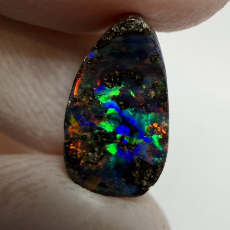 RÉSERVÉ - Opale boulder australienne de 2.75 ct (CBO-228)
