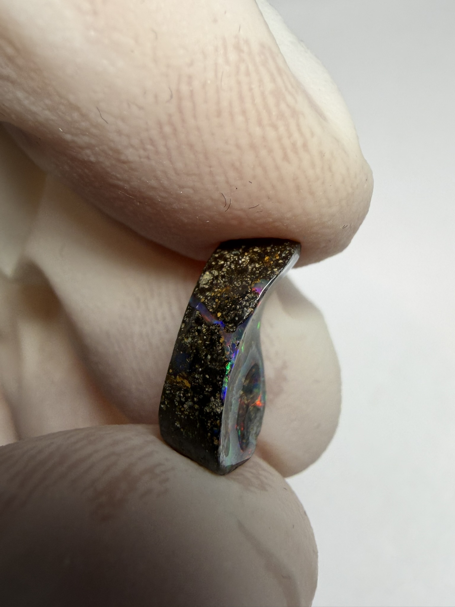 RÉSERVÉ - Opale boulder australienne de 2.75 ct (CBO-228) – Image 24