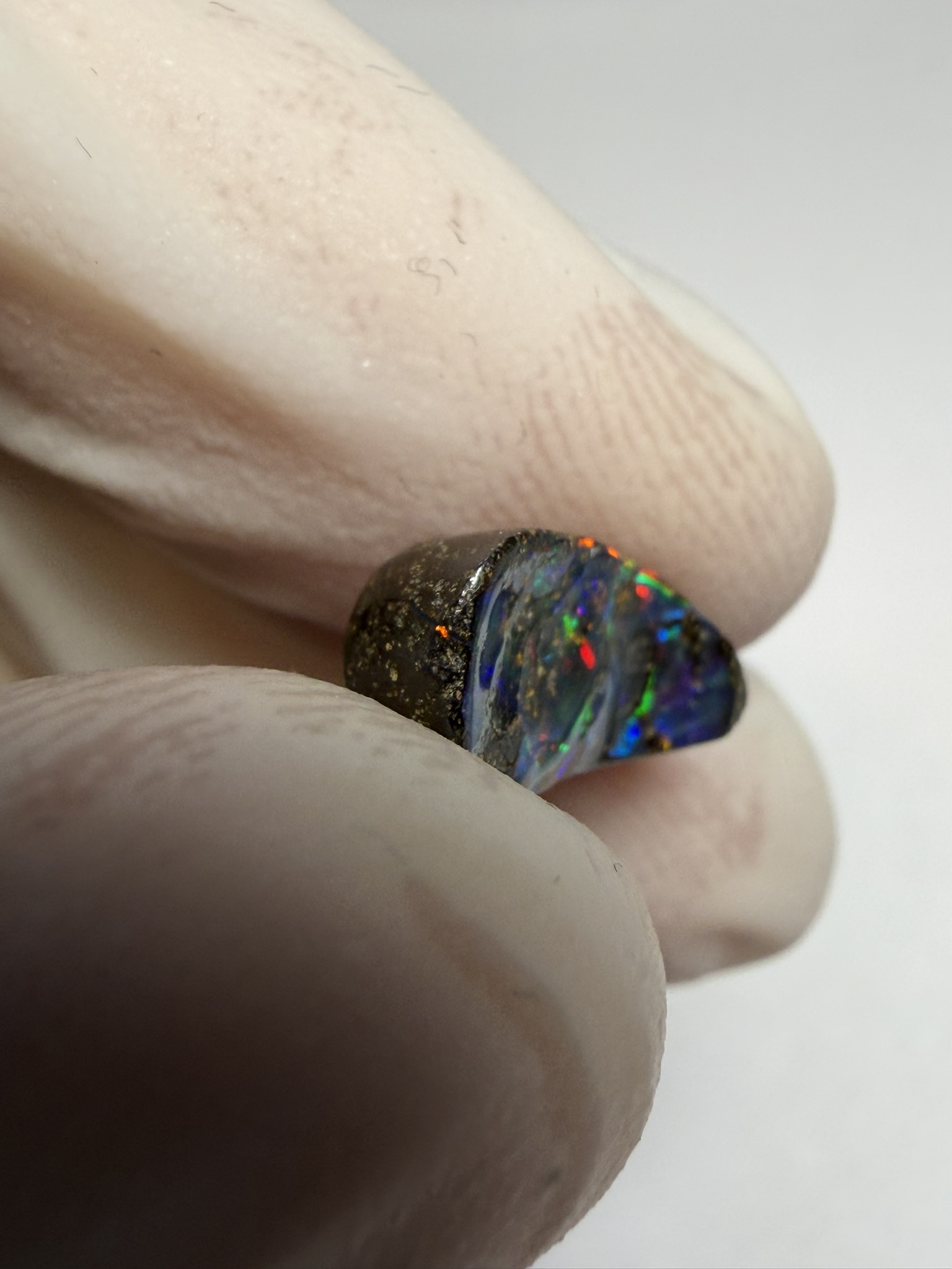RÉSERVÉ - Opale boulder australienne de 2.75 ct (CBO-228) – Image 23