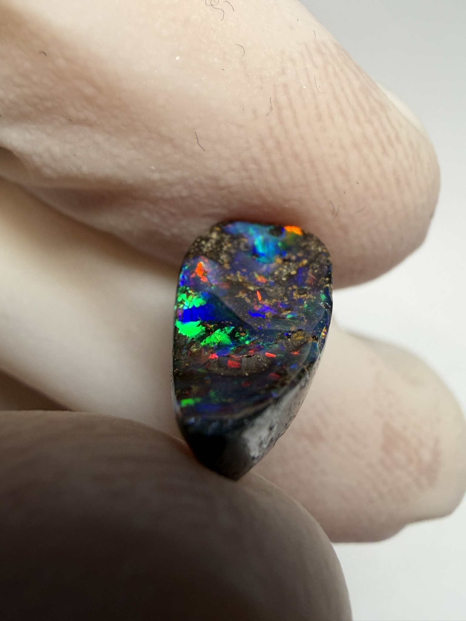 RÉSERVÉ - Opale boulder australienne de 2.75 ct (CBO-228) – Image 21