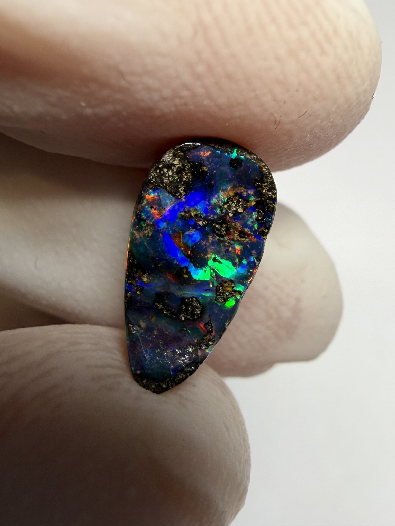 RÉSERVÉ - Opale boulder australienne de 2.75 ct (CBO-228) – Image 19