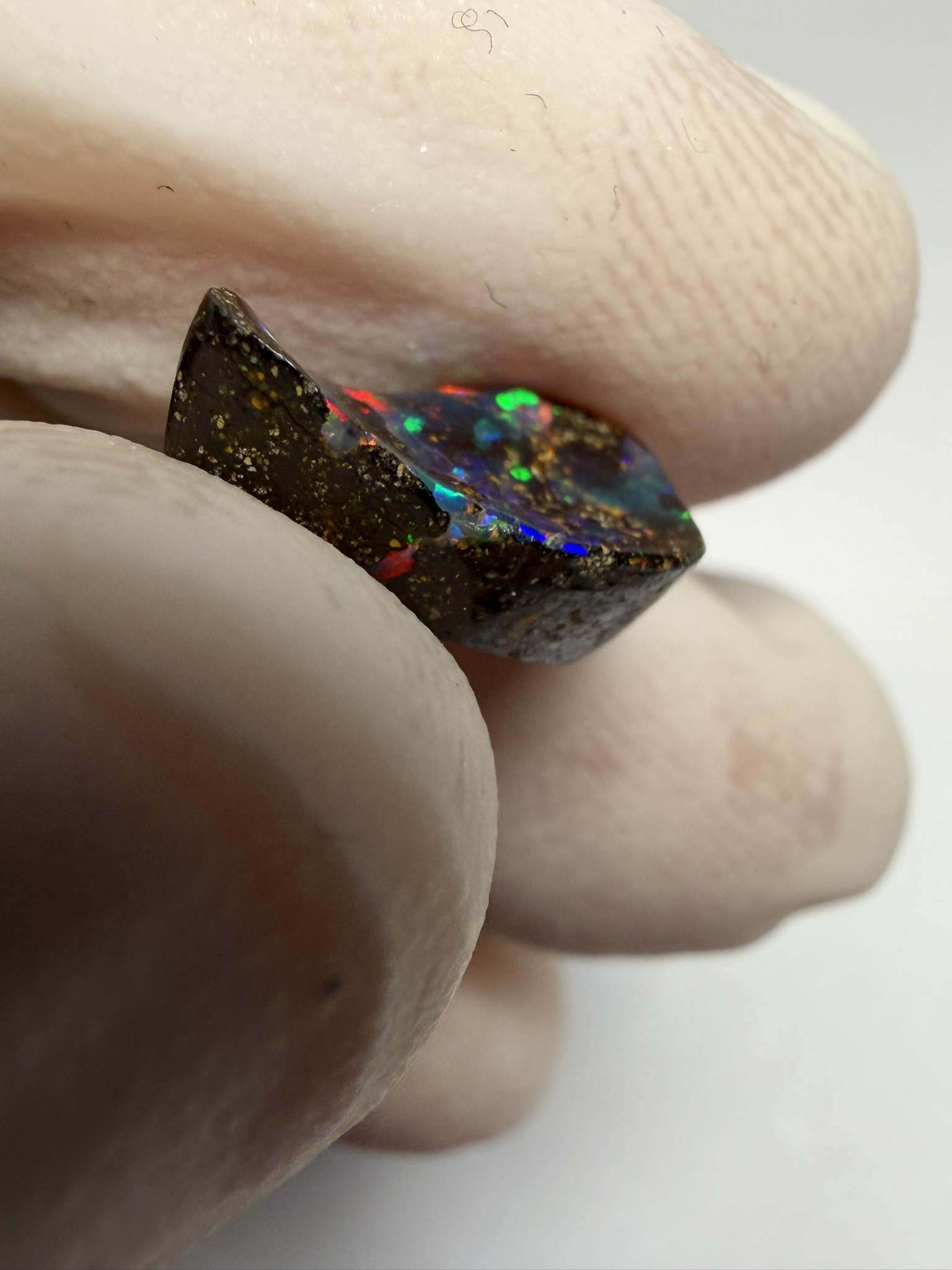 RÉSERVÉ - Opale boulder australienne de 2.75 ct (CBO-228) – Image 36