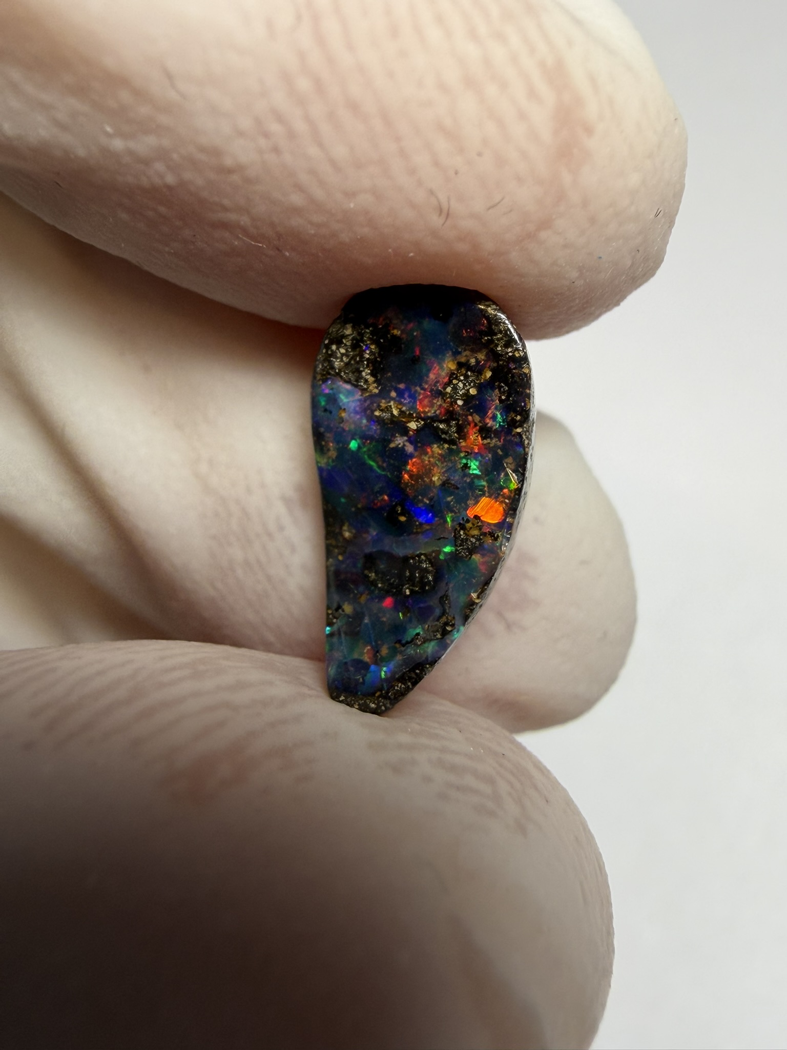 RÉSERVÉ - Opale boulder australienne de 2.75 ct (CBO-228) – Image 33