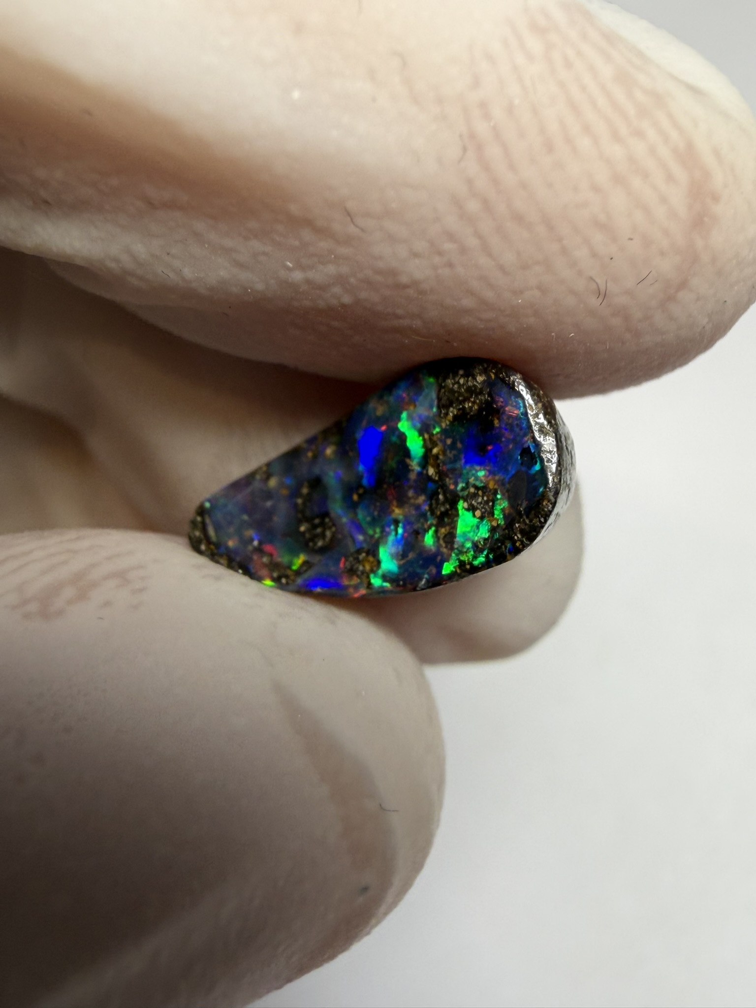 RÉSERVÉ - Opale boulder australienne de 2.75 ct (CBO-228) – Image 30
