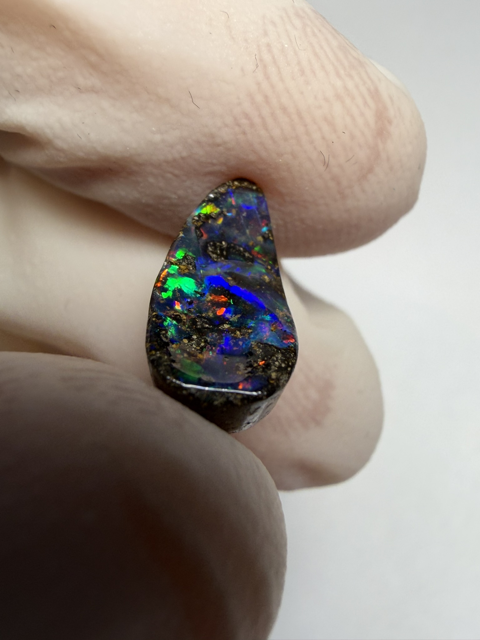 RÉSERVÉ - Opale boulder australienne de 2.75 ct (CBO-228) – Image 29