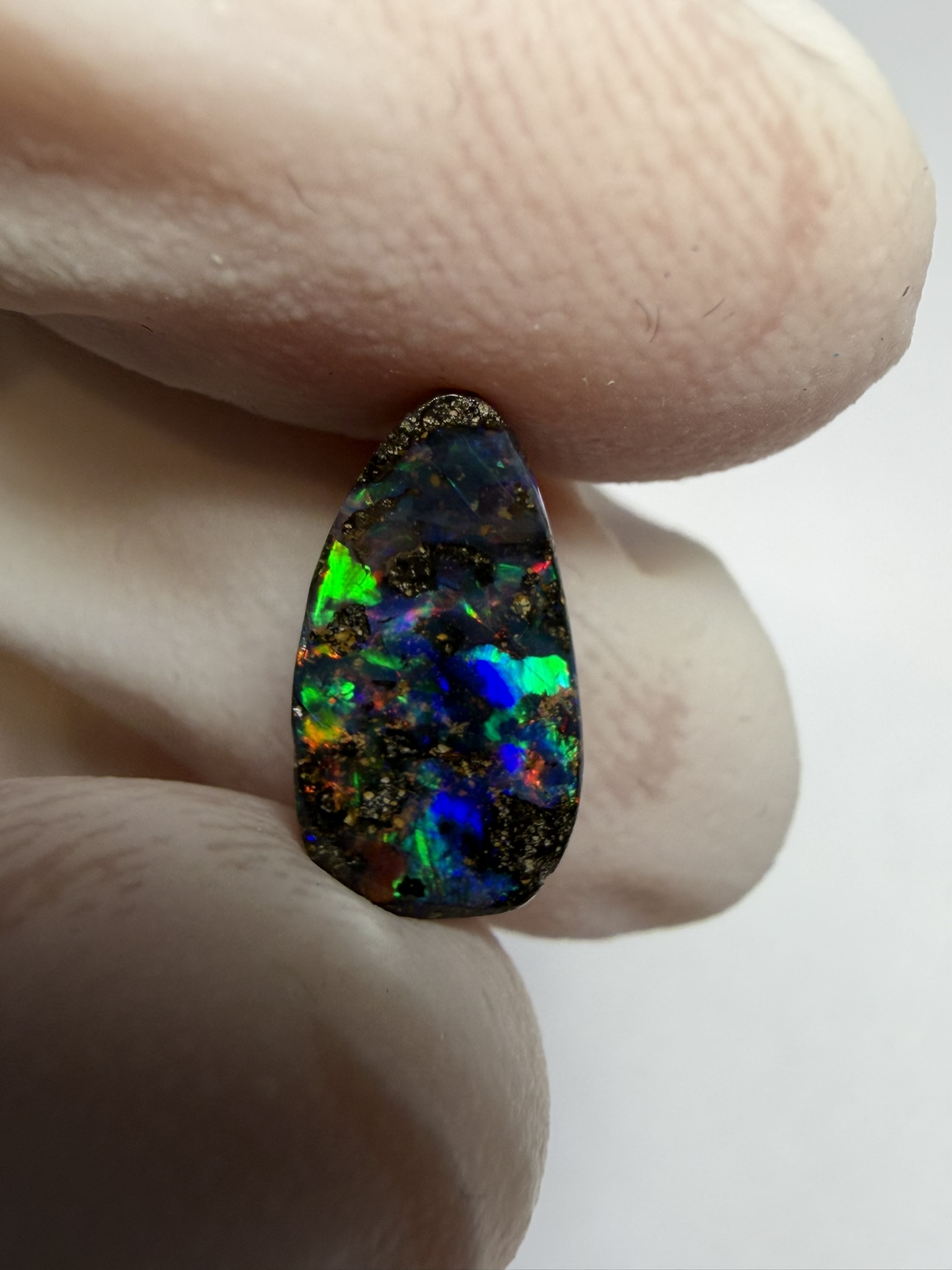 RÉSERVÉ - Opale boulder australienne de 2.75 ct (CBO-228) – Image 28