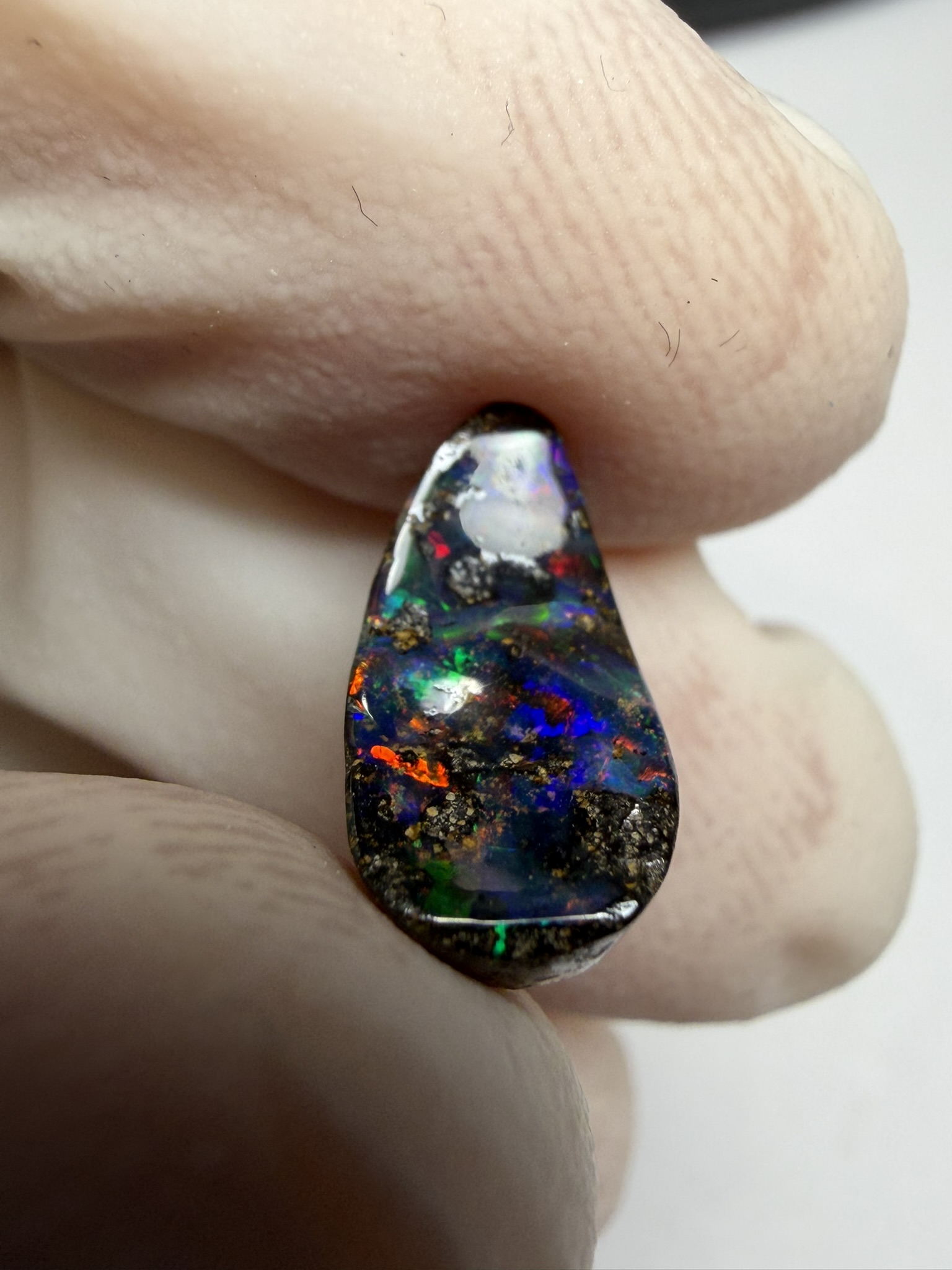 RÉSERVÉ - Opale boulder australienne de 2.75 ct (CBO-228) – Image 51