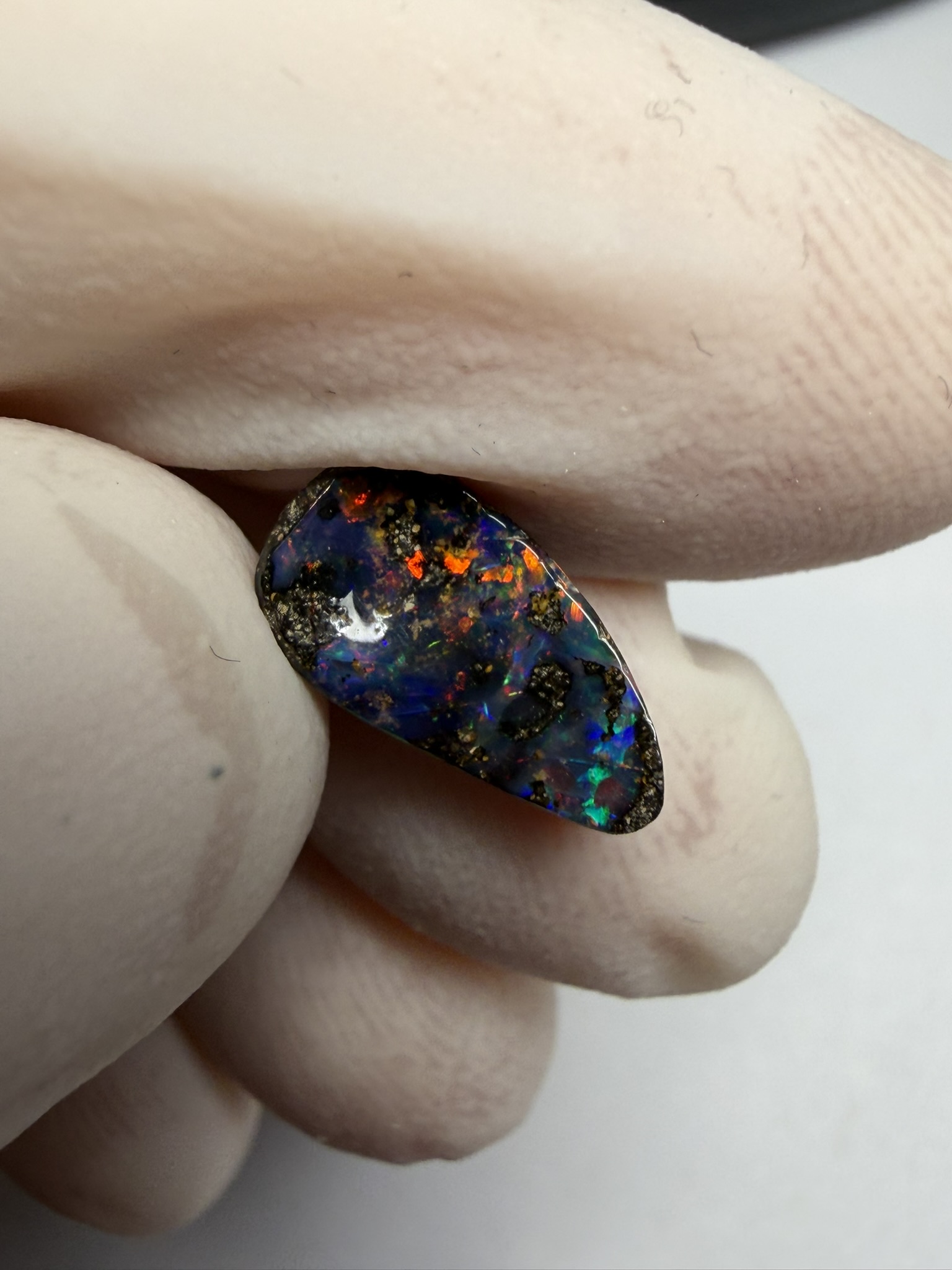 RÉSERVÉ - Opale boulder australienne de 2.75 ct (CBO-228) – Image 49