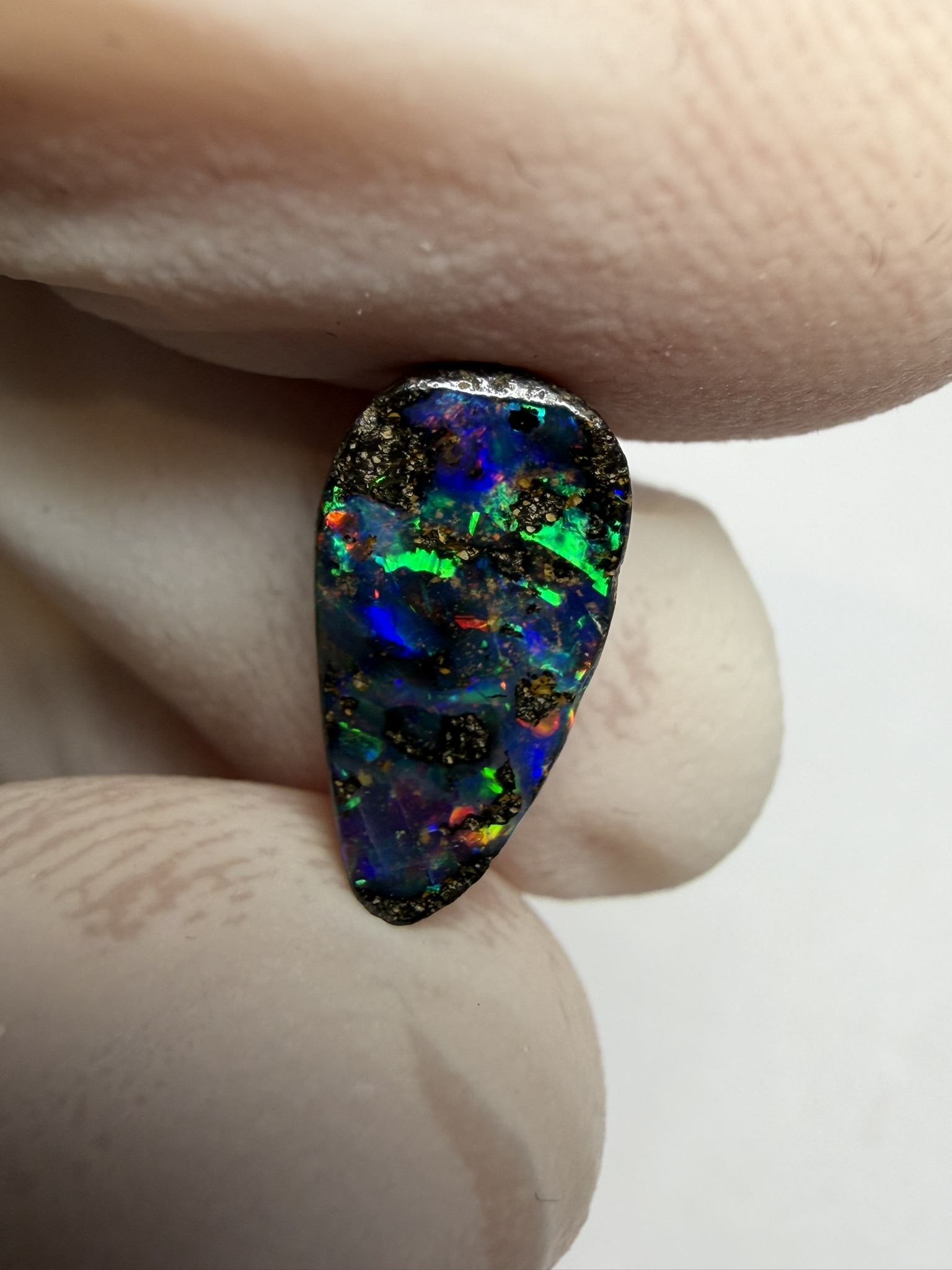 RÉSERVÉ - Opale boulder australienne de 2.75 ct (CBO-228) – Image 48