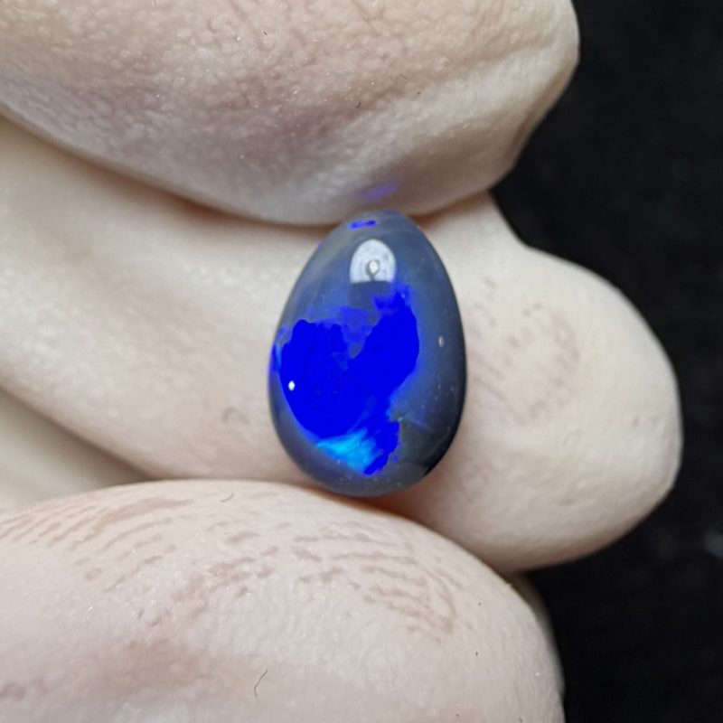 Opale noire australienne de Lightning Ridge de 1.12 ct (cLR-189)